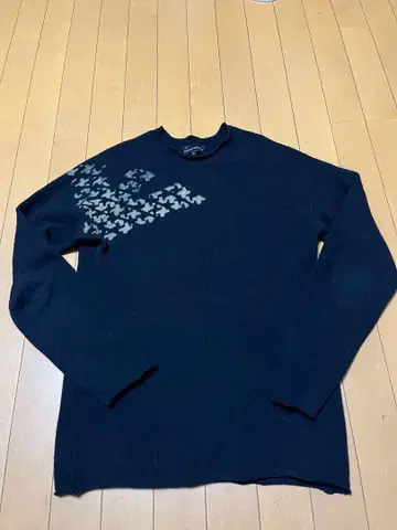 엠포리오 아르마니 니트 스웨터