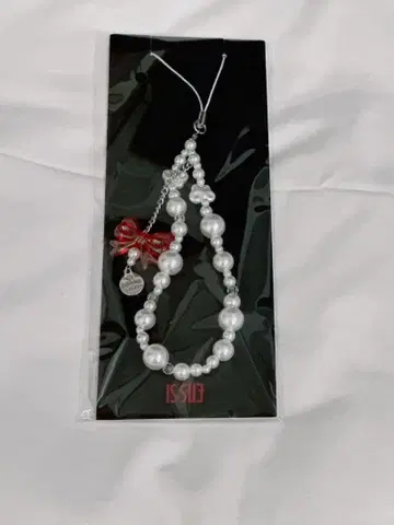 IS:SUE 이쉬 팬콘 회장 한정판 REBORN 비즈 스트랩