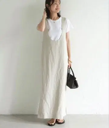 노블 2025년제 린넨 혼방 원피스 38 새상품급 베이지