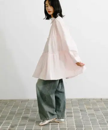 KBF 티어드 벌룬 미니 원피스