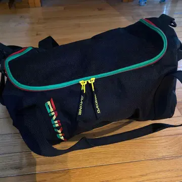 Dakine 31-Litre EQ Duffel Bag