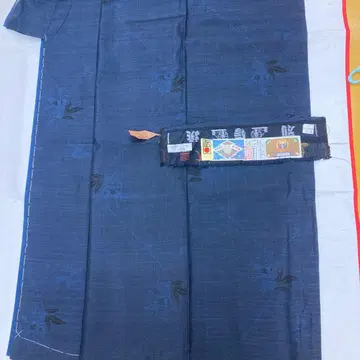 오시마 명주 네이비 컬러 실크 기모노 꽃무늬 (정품 인증서 있음)