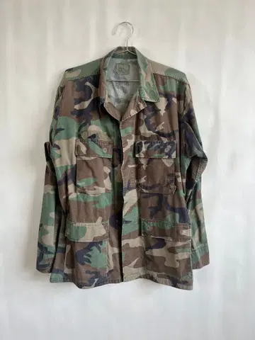 카모플라쥬 밀리터리 자켓 M 사이즈