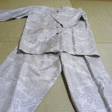 순수 실크 화이트 오시마 기모노 리메이크 셋업