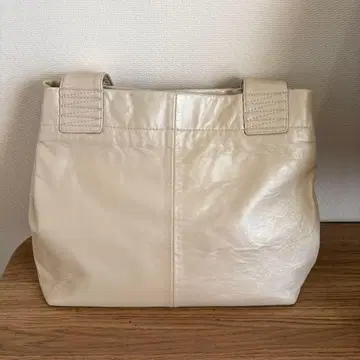 양가죽 아이보리 토트백