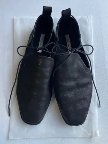 U-DOT 가죽 플랫슈즈