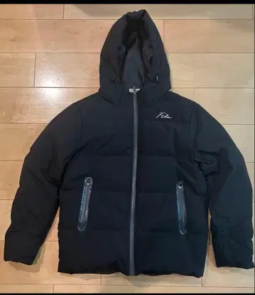 Fila 후드 부착 블랙 다운 자켓