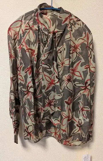 미사용 TOMORROWLAND collection 블라우스 브라운 계열