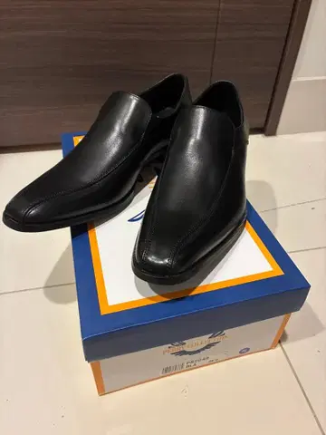 마드라스 PERRY COLLECTION PR2048 블랙 26.0