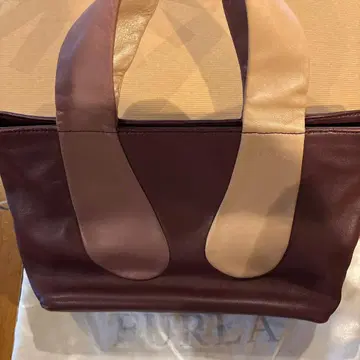 FURLA 퍼플 베이지 토트백