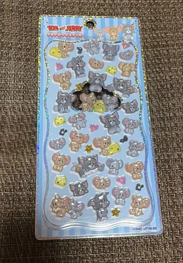 톰과 제리 푸치 드롭 스티커