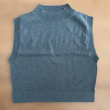 MARGARET HOWELL 울 캐시미어 모크넥 니트 베스트