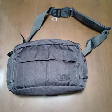 [ 새상품급 ] MYSTERY RANCH 디스트릭트8 숄더백