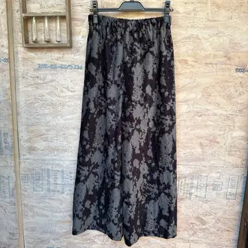 야마다야 미사용 새상품 Vin 리브 소재 블랙 계열 와이드 팬츠