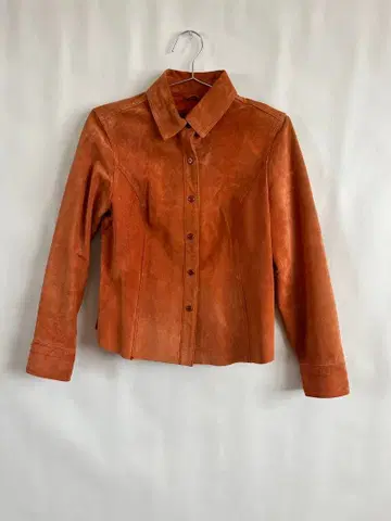 오렌지 스웨이드 버튼 부착 자켓