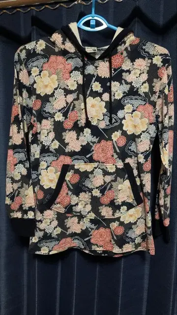 Dry Bones 드라이 본즈 꽃무늬 얇은 소재 후드티