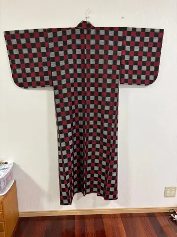 빨검 체크 무늬 기모노 단의