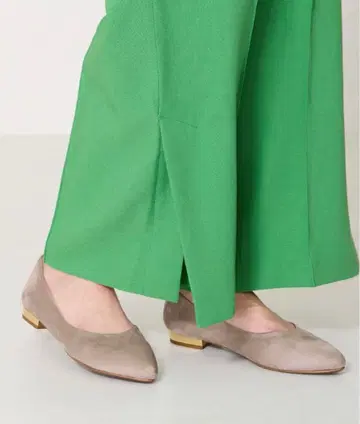 오리엔탈 트래픽 스틸레토 플랫 펌프스 베이지