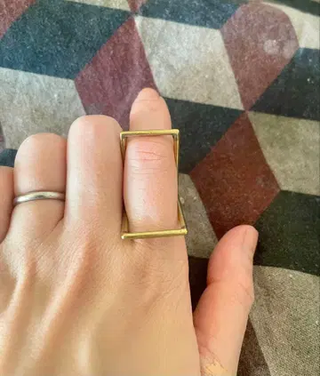 yawn ring 아트 피스 같은 반지