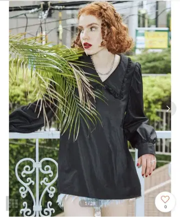 jouetie 프릴 칼라 블랙 상의