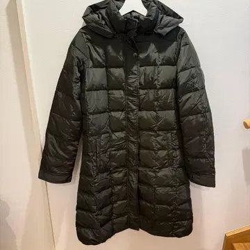 MERION 다운 코트 블랙