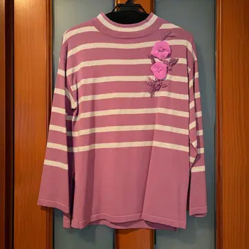 유키코 하나이 긴팔 상의