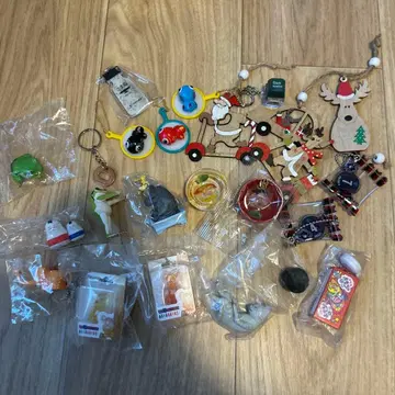 캡슐 토이 동물 캐릭터 세트