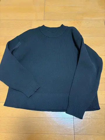 기간 한정 어반 리서치 도어스 종이상자 니트 상의