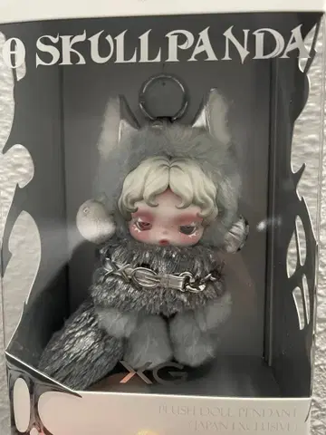정품 POPMART SKULLPANDA XG 스컬팬더 일본 한정판 엄선