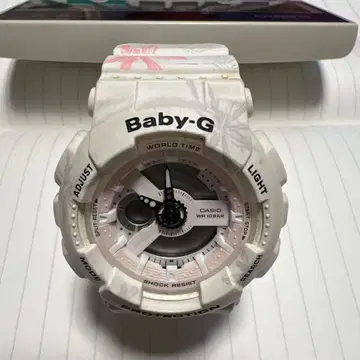 Baby-G 화이트/핑크 꽃무늬