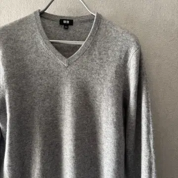 UNIQLO 유니클로 캐시미어 V넥 스웨터 (긴팔)