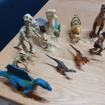 공룡 피규어 세트 공룡 28체 + 원시인 1체