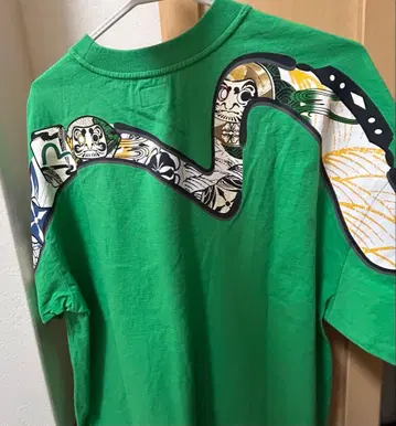 Evisu 그린 T셔츠 M 사이즈