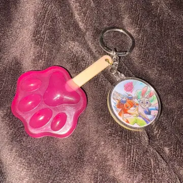 주토피아 발바닥 아이스바 키링