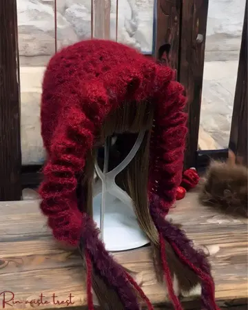 퍼가 달린 프릴 보닛 핸드메이드 니트 모자 복슬복슬
