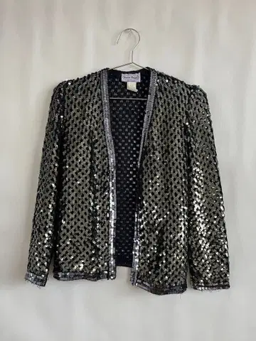 three fingers 노카라 자켓 블랙 실버