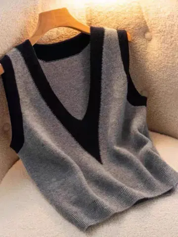 [특가] 그레이 블랙 V넥 니트 베스트