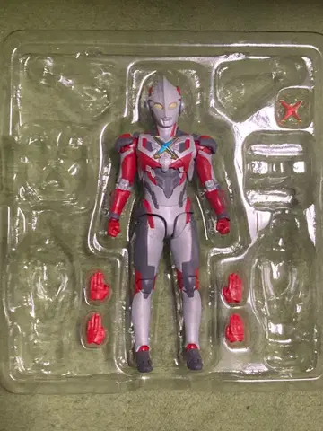 울트라맨 X S.H.figuarts