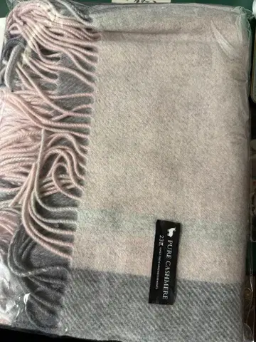 23구 퓨어 캐시미어 머플러 핑크 그레이 미사용 새상품