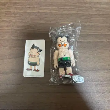 베어브릭 시리즈 32 아티스트 테즈카 후지오