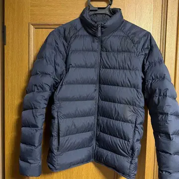 UNIQLO 울트라 라이트 다운 M 네이비