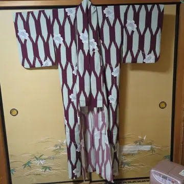 코몬 기모노 적자색 연한 녹색 꽃무늬 단의 워셔블 기모노 동양 일본 의류