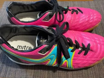 mitre 풋살화 핑크