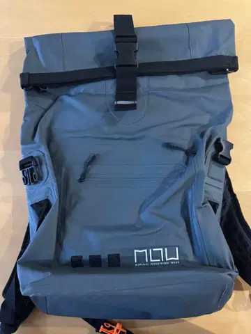 MOW Riviera 방수 롤탑 백팩 그레이