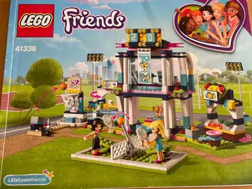 LEGO Friends 하트레이크 스포츠 파크