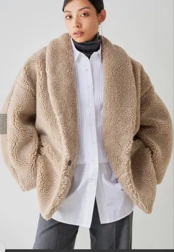 Whim Gazette 미들 보아 코트