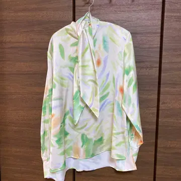 BALLSEY 꽃무늬 리본 포함 긴팔 블라우스 36