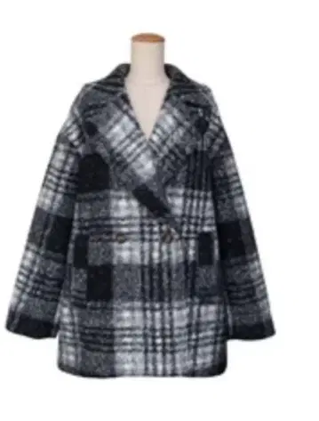 그레이 계열 체크 무늬 더블 브레스트 코트