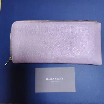 HIRAMEKI. 연보라색 가죽 L자 장지갑