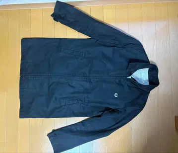 블랙 트렌치코트